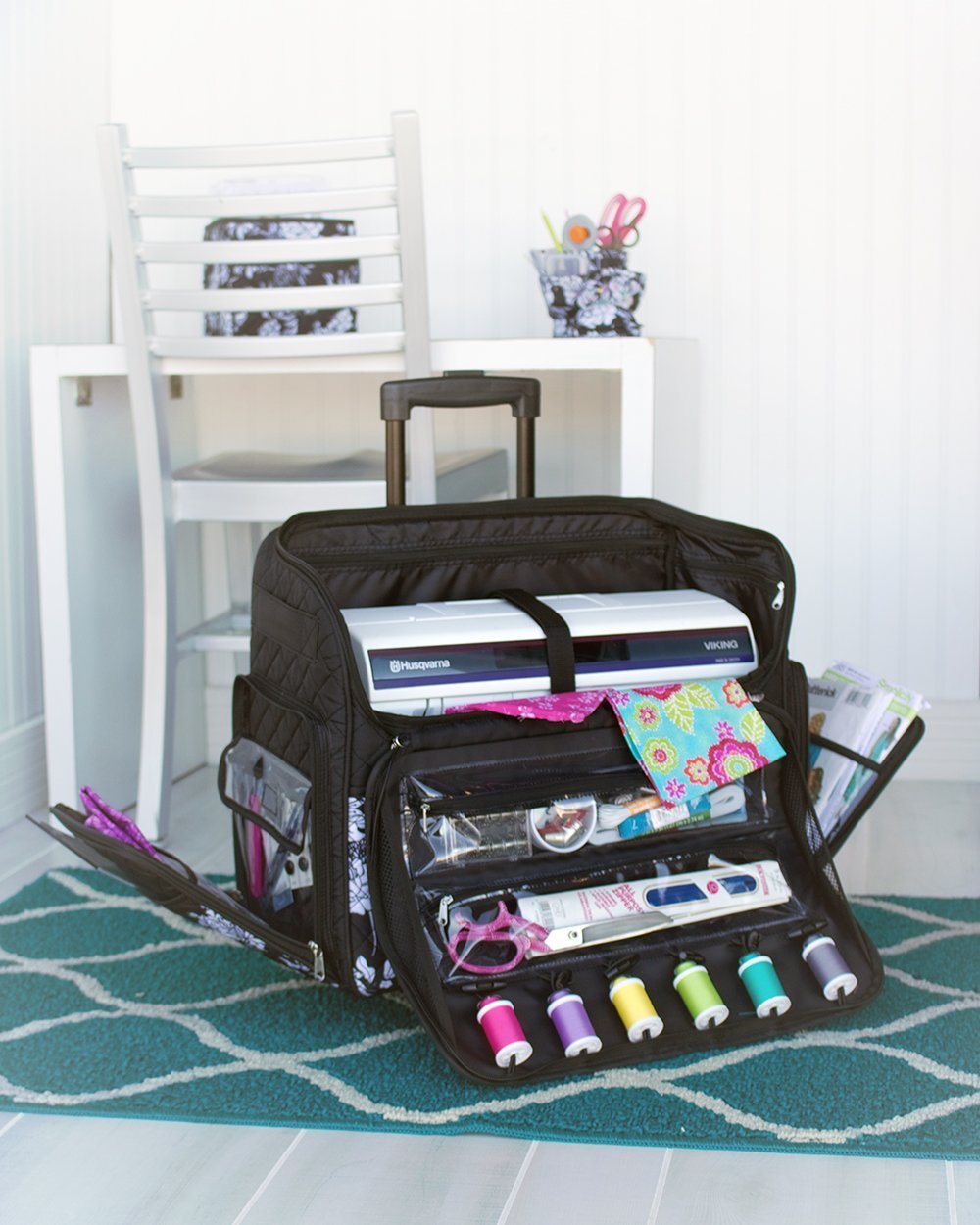 10+ Fabulous Sewing Organizers: Are you ready to get your craft/sewing room in order? Here are some fabulous sewing organizers that will help you clear the clutter! Click through for a full list. | www.sewwhatalicia.com