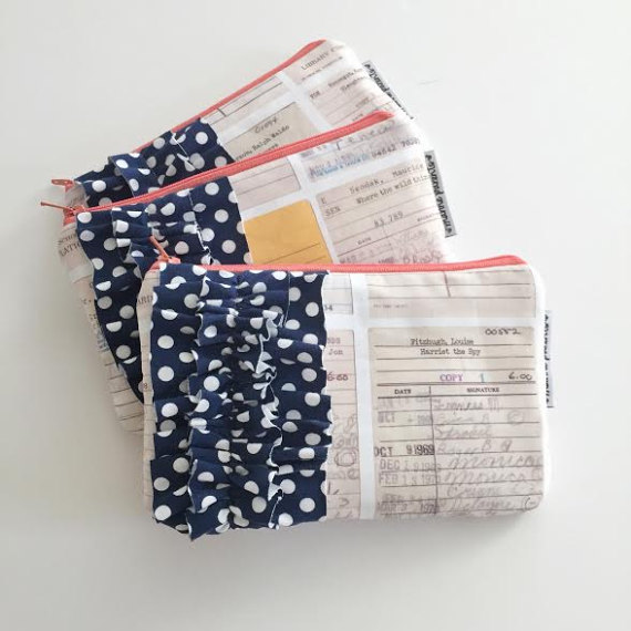 20+ Swoon Worthy Zipper Pouches (for when you don't want to sew your own!) : I love a zipper pouch! If you don't want to sew your own then Etsy is the place to get that handmade feel! Click through for a fun collection of swoon worthy zipper pouches from Etsy! | www.sewwhatalicia.com