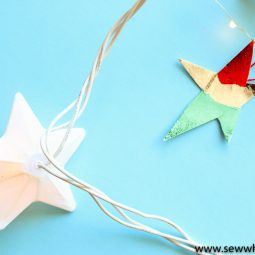 Easy No Sew Star Ornament Tutorial: Whether you need summer decor or something for the tree these little star ornaments are perfect! They are no sew and super easy and quick! Click through for the full tutorial and a video. | www.sewwhatalicia.com