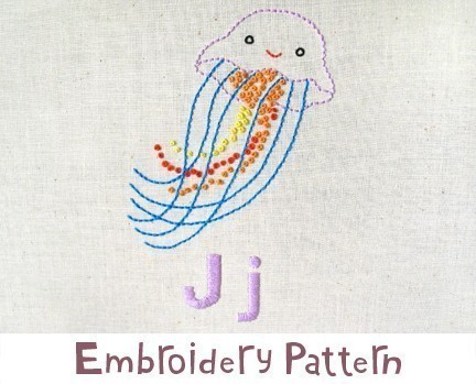20+ Animal Embroidery Patterns to Stitch: If you love to sew and embroider and you love animals then these patterns are perfect for you. Click through for a full list of animal embroidery patterns. | www.sewwhatalicia.com