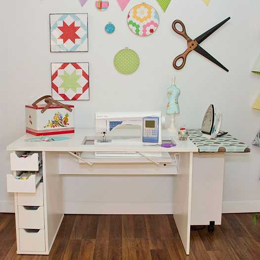 Best Sewing Machine Cabinet: Ginger | www.sewwhatalicia.com
