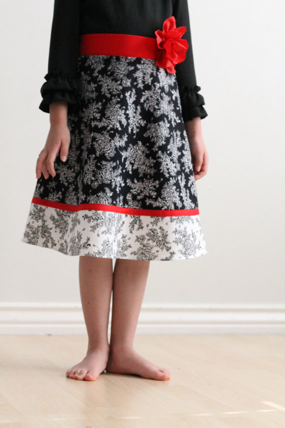 Skirt Sewing Patterns for Women and Girls: A Line Girl's Skirt | www.sewwhatalicia.com