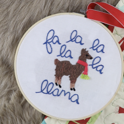 Christmas Embroidery Designs - Fa La La Llama Pattern: This adorable llama pattern is perfect for the holidays. Plus get a full video walkthrough. Click through for all the supplies including the pattern and the video. | www.sewwhatalicia.com