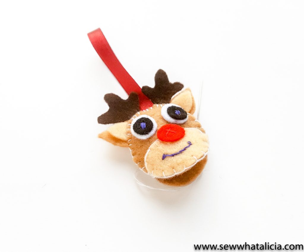 reindeer head with all facial features attached