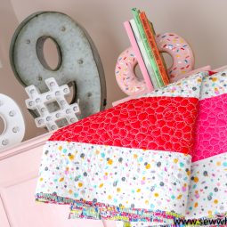 Quilting for Beginners: Plus a free pattern: If you are new to quilting this post is perfect for you. Everything you need to know. This is the perfect post to learn quilting for beginners. | www.sewwhatalicia.com