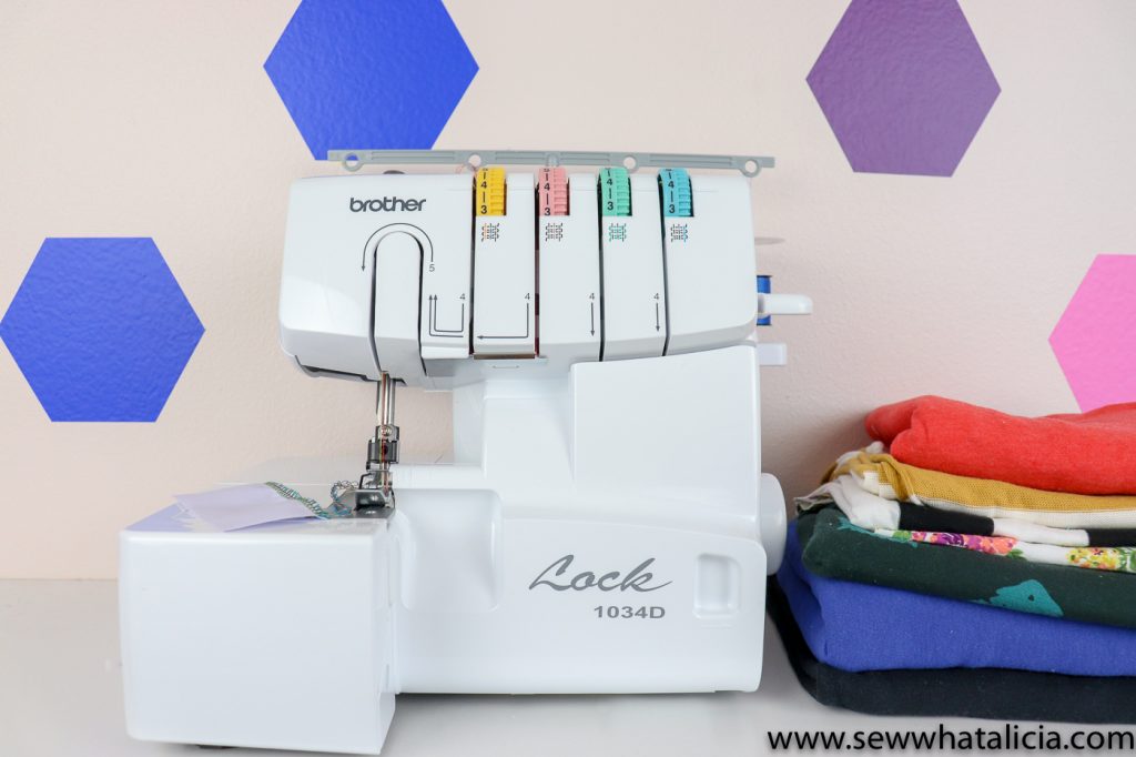 What is the difference between a serger and a sewing machine?: If you aren't sure which machine is right for you or you just want to learn more about the different types of machines for sewing then this is the post for you. Click through for all the details on the differences between the two types of machines. | www.sewwhatalicia.com